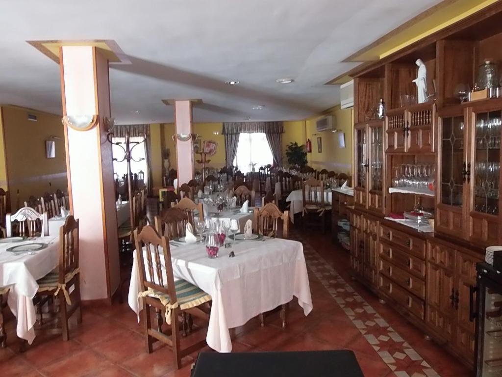 Hostal-Restaurante San Antolín Tordesillas Habitación foto